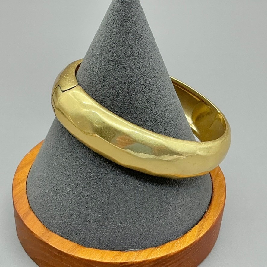 Stella & Dot Bracelet Womens Gold Tone Hinged Bangle Hammered Cuff 7 Inches